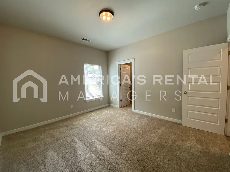 102 Edisto Cir — Photo 13