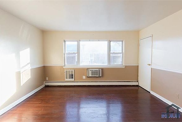 2nd image of 405 Stuyvesant Ave APT 6