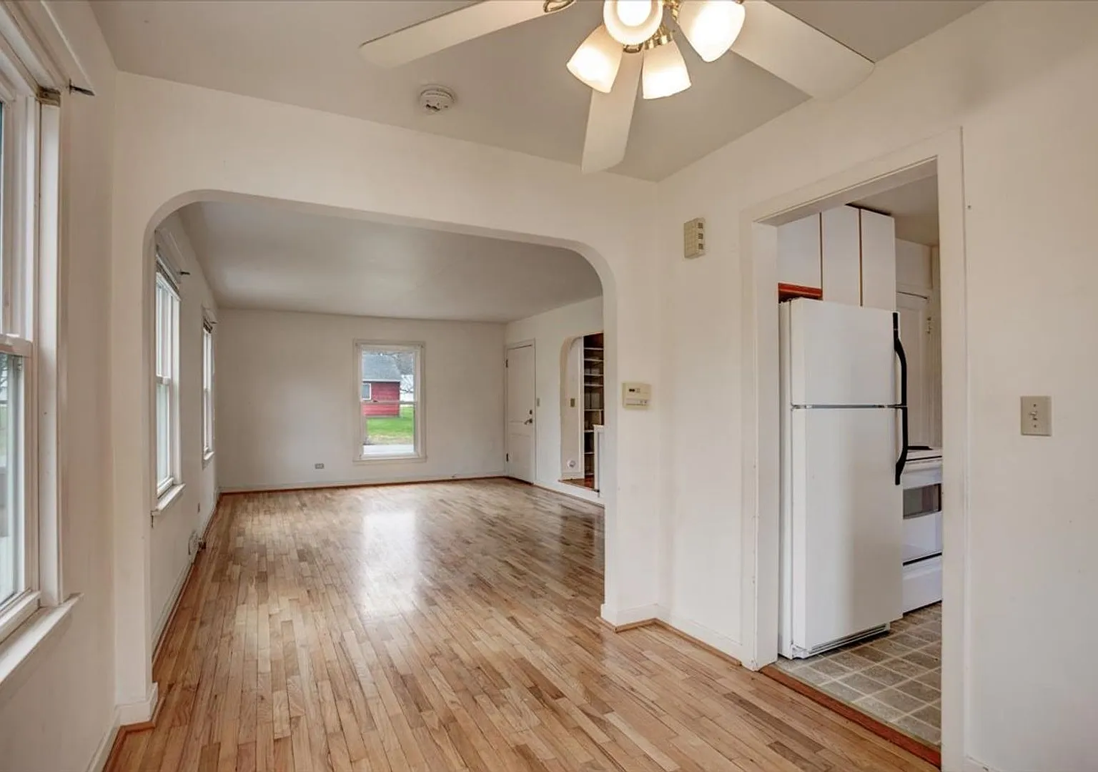 2 Bed / 1 Bath Multi-Level Duplex - 221 22nd Ave E., Menomonie — Photo 4