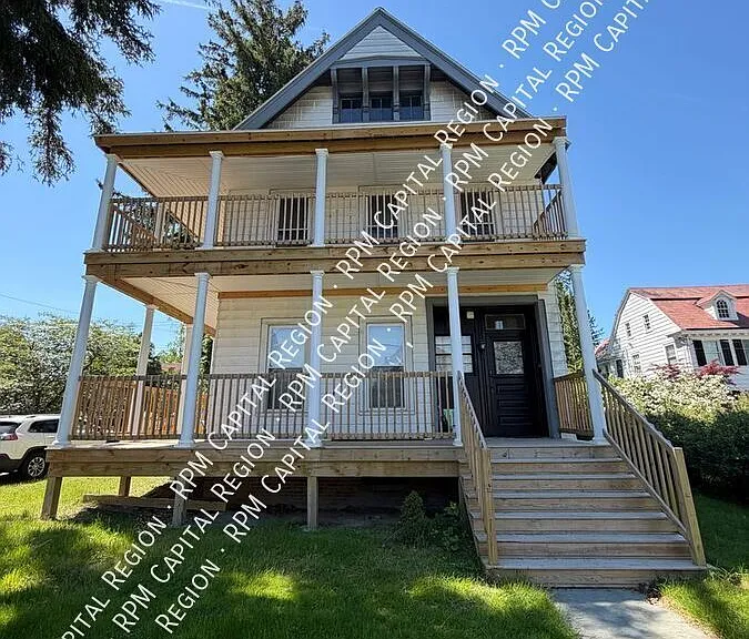 72 Pinewoods Ave #3 — Photo 1