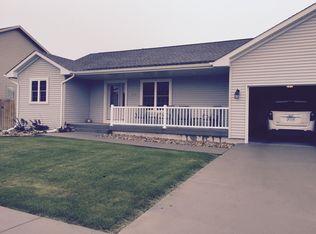 308 Prairie View Dr, Gilbert, IA 50105