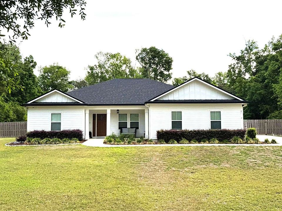 1st image of 61 Apalachee Way