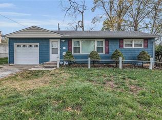 11020 Cambridge Ave, Kansas City, MO 64134