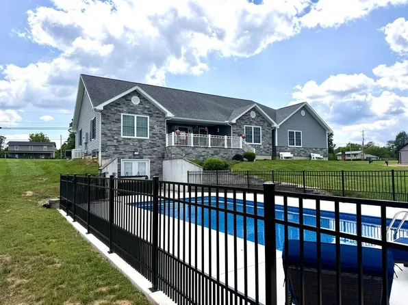 97 Trinity Ln, Piketon, OH 45661