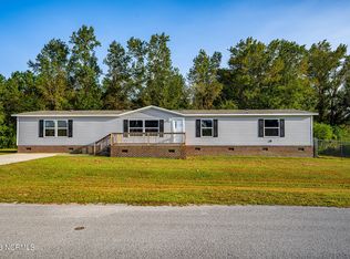 103 R & B Ct, Chinquapin, NC 28521