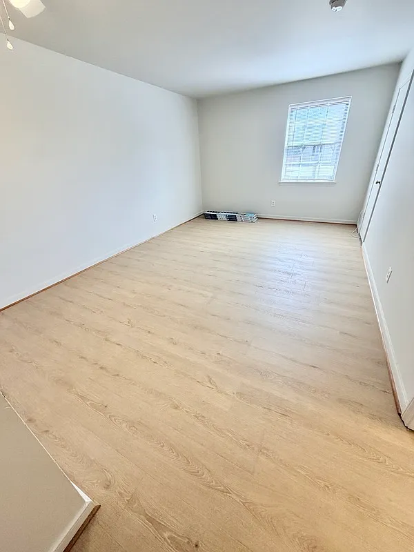1 bed, 1.0 bath, $850 — Photo 1