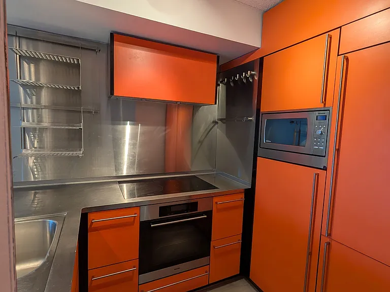 92 King St E #805 — Photo 2