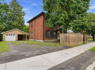 43 Grove St, Belleville, ON K8P1W1