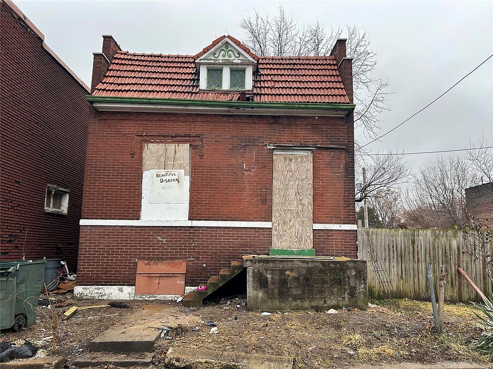 2nd image of 1514 Agnes St