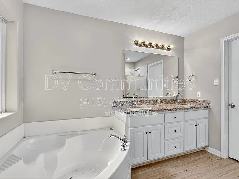 16350 Many Trees Ln — Photo 2