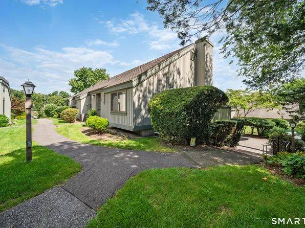 28 Heritage Circle #B, Southbury, CT 06488