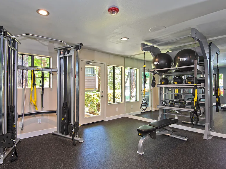 Creekside Alta Loma — Photo 16