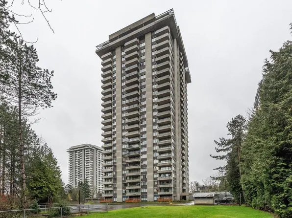 3970 Carrigan Ct #2002, Burnaby, BC V3N 4S5