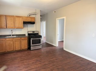 8401 S Muskegon Ave #2R, Chicago, IL 60617