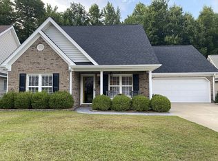 416 Neuchatel Rd, New Bern, NC 28562