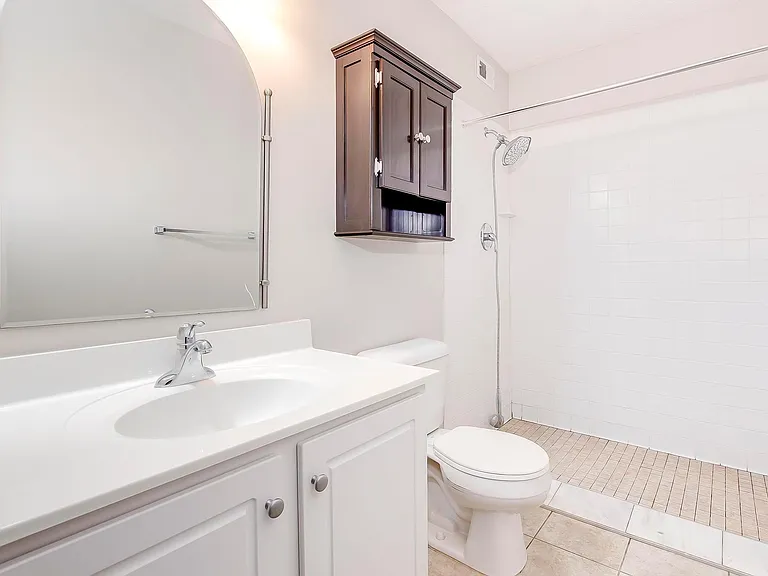 4834 Westport Rd #101 — Photo 31