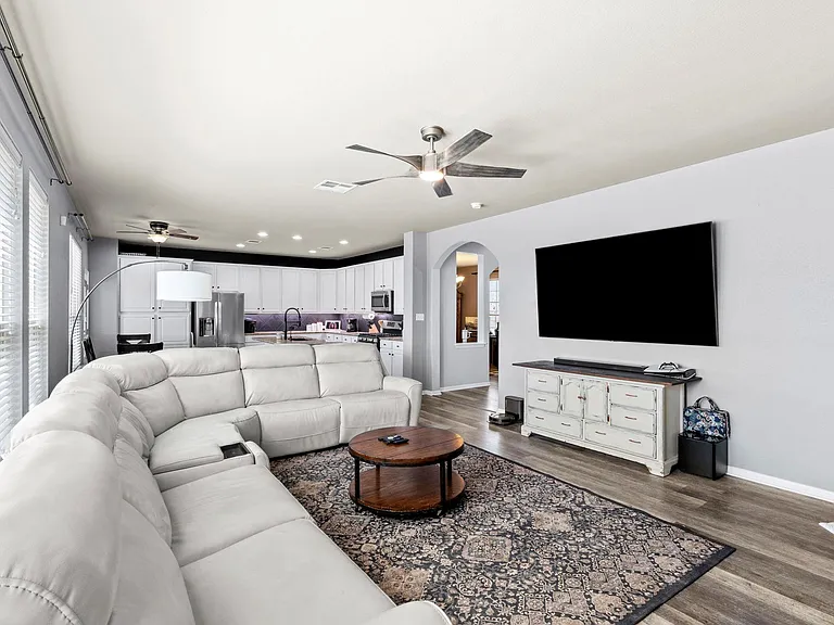 227 Sandstone Trl — Photo 9