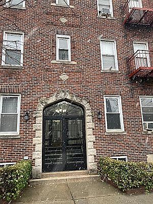 1st image of 4520 43rd St APT 2C