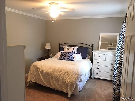 4th image of 120 15th St E APT 406