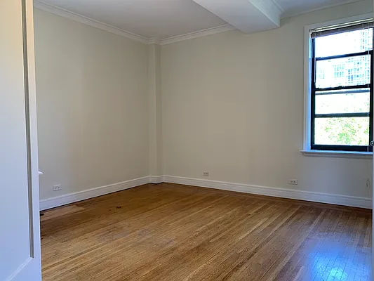 Rented by Stonehenge NYC LLC | media 3