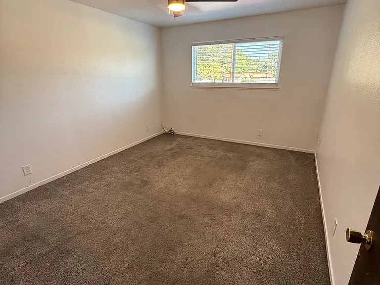 1083 Le Brun Ln #2 — Photo 9