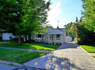 1370 Orchard Heights Dr, Mayfield Heights, OH 44124