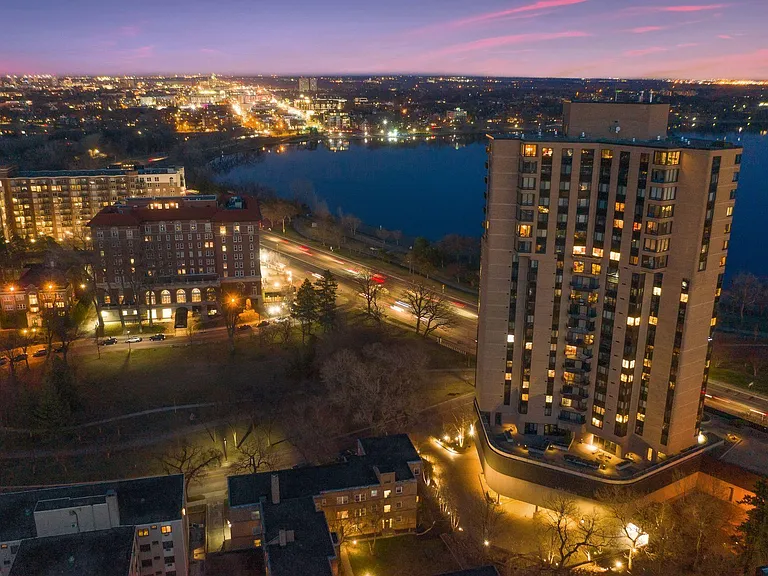 2950 Dean Pkwy #1903-4 — Photo 4