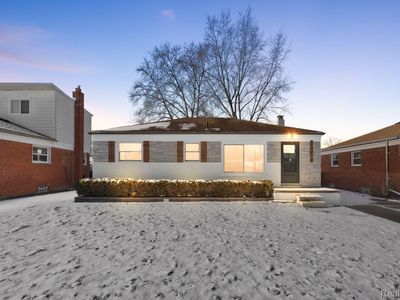 29213 Joan St, Saint Clair Shores, MI, 48081