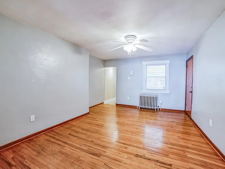 131 S 20th St — Photo 12