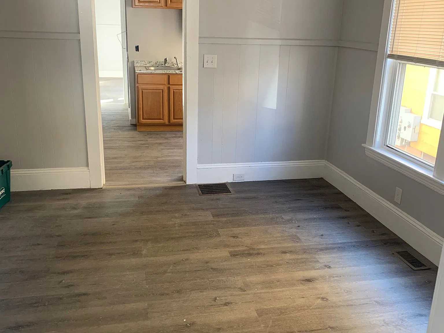 2 bed, 1012 sqft, $1,690 — Photo 3