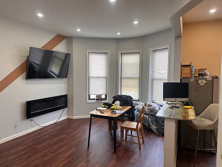 201 Bay 20th St #2F — Photo 5