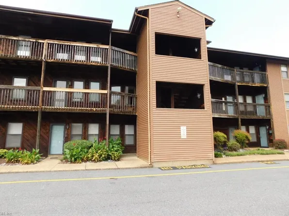 8530 Tidewater Dr APT 208, Norfolk, VA 23503