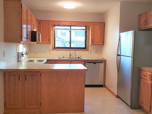 2nd image of 9905 54th Pl N APT 7