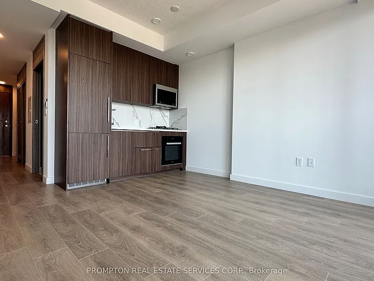 18 Esther Shiner Blvd #2306 — Photo 14