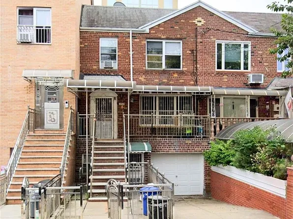 852 56th St, Brooklyn, NY 11220