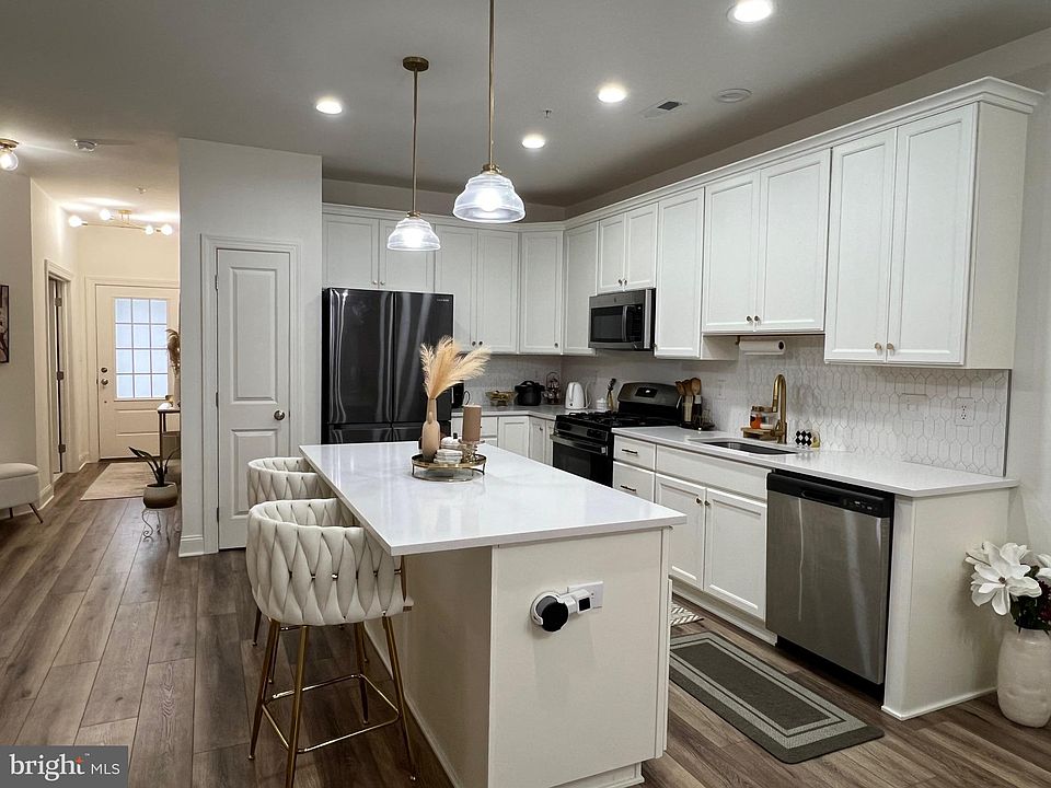 143 Everleigh Dr, Royersford, PA 19468 Zillow