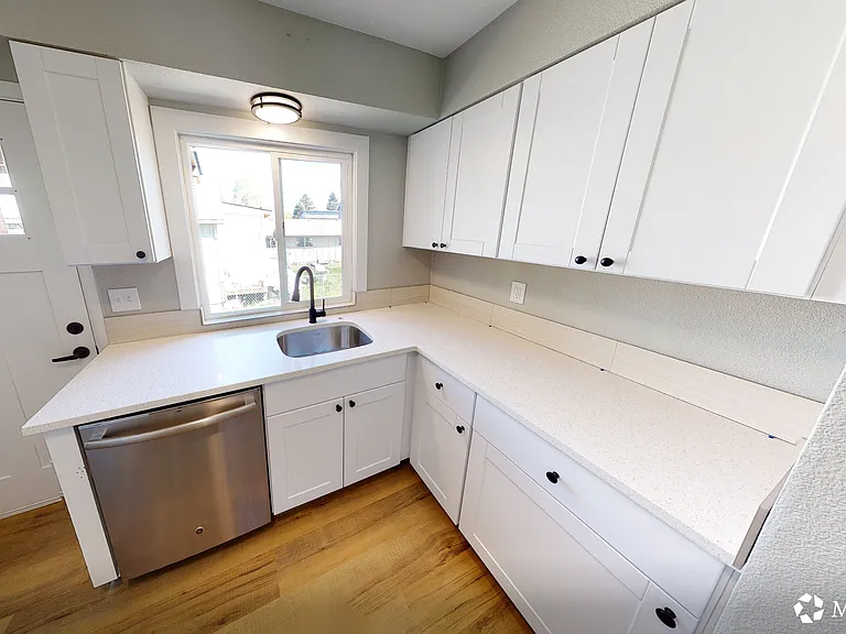 8604 N Hamlin Ave #8604 — Photo 10