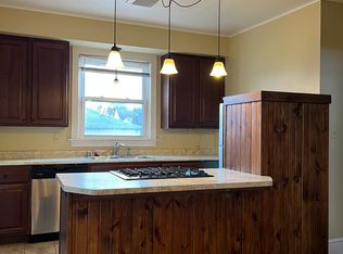 2147 S Mound St #B, Milwaukee, WI 53207