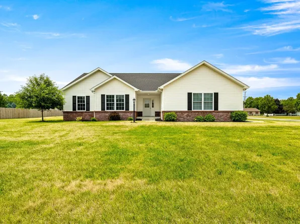 1899 Masters Ln, Warsaw, IN 46580