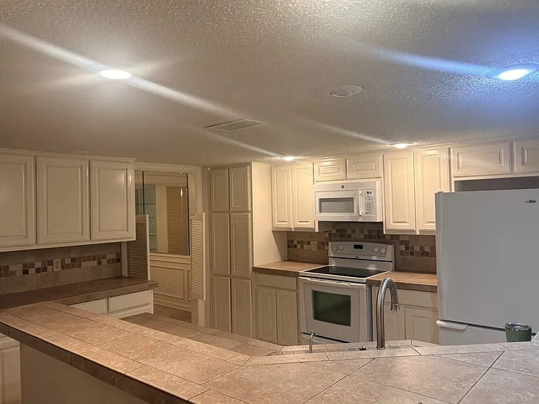 1334 French Ave #A — Photo 6