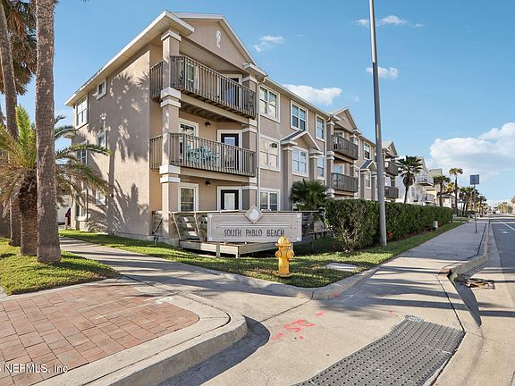 3rd image of 388 1ST Street S