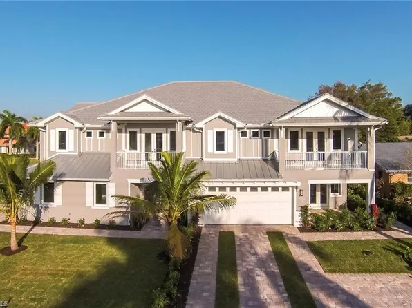 10462 Vanderbilt Dr Unit 1, Naples, FL 34108