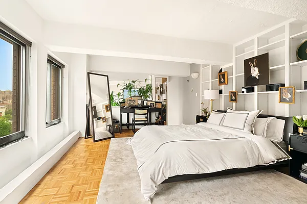 Sold by Compass | media 14