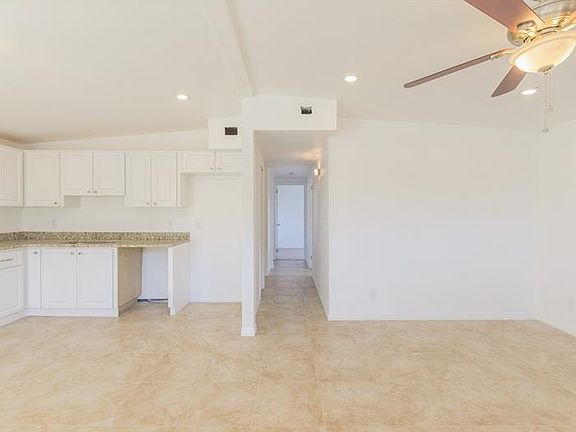 3rd image of 1841 Cadillac Cir