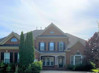 704 Huntsworth Pl, Cary, NC 27513