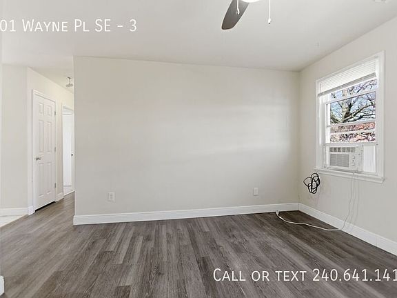 3rd image of 101 Wayne Pl SE APT 3