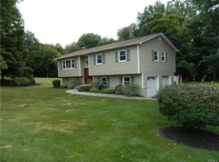 201 Cardinal Dr, Montgomery, NY 12549