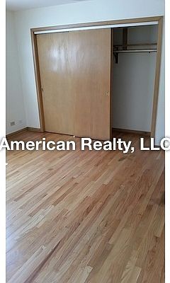 2nd image of 5461 N Artesian Ave