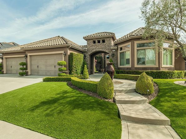 1807 N Rector Ave, Clovis, CA 93619