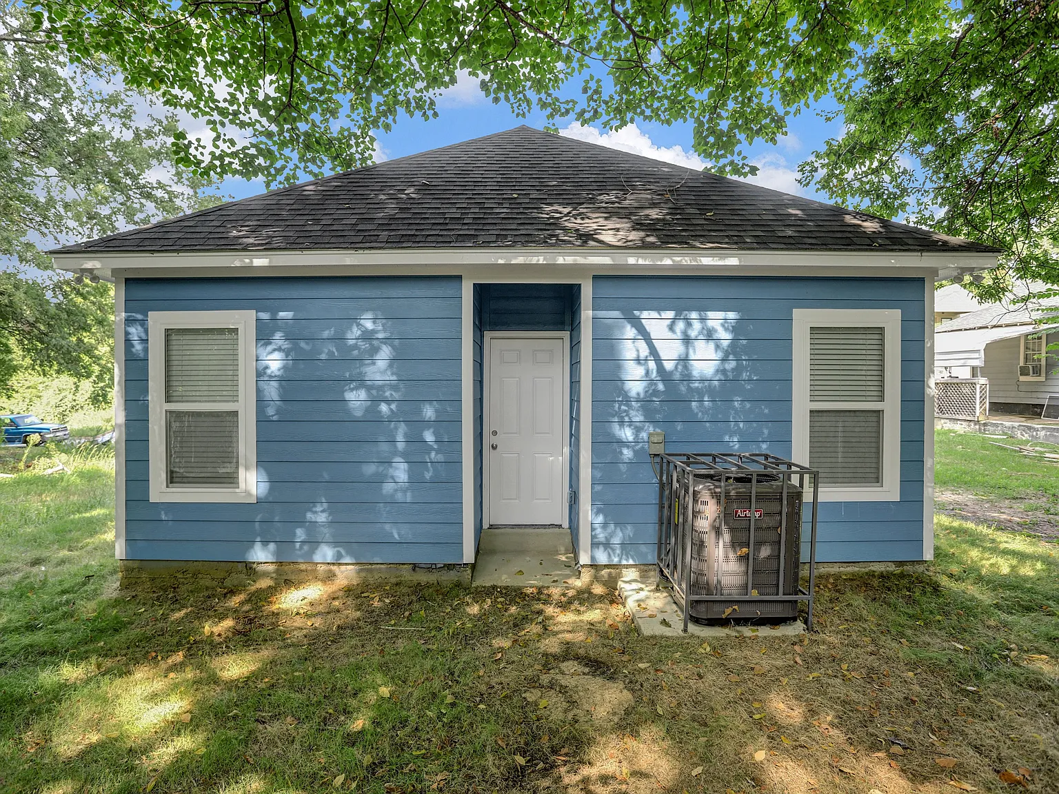 4 bed, 1300 sqft, $1,650 — Photo 3